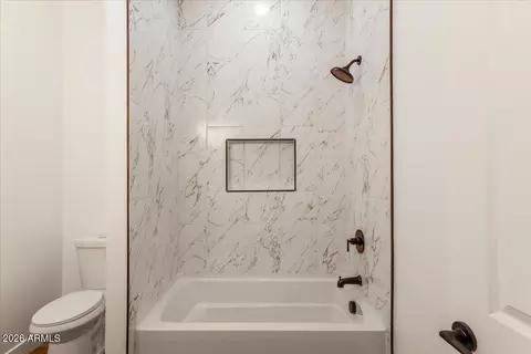 Bath - 335 N 80th Pl, Mesa, AZ 85207 photo 1 of 8