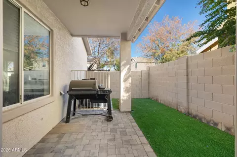 Exterior - 1383 S Pheasant Dr, Gilbert, AZ 85296 photo 2 of 5