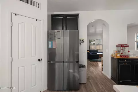 Entry Way - 1383 S Pheasant Dr, Gilbert, AZ 85296 photo 2 of 2