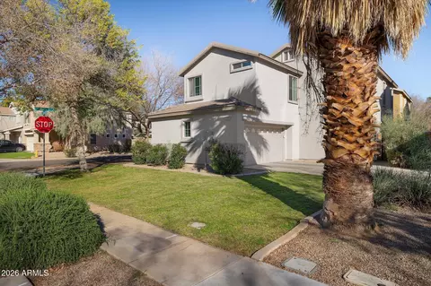Exterior - 1383 S Pheasant Dr, Gilbert, AZ 85296 photo 5 of 5