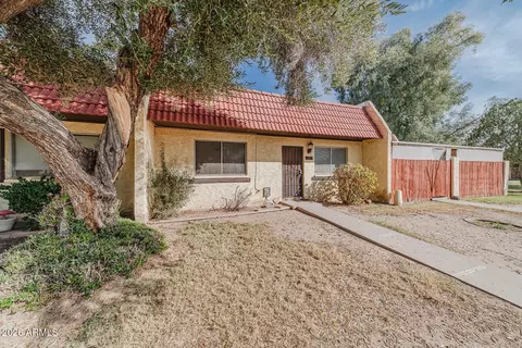3331 W Del Monico Ln, Phoenix, AZ 85051