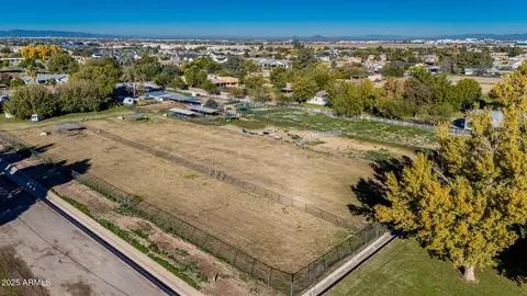 NNN E Appleby Road #-, Gilbert, AZ 85298 photo 2