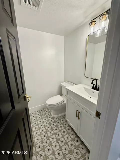 Bath - 5757 E Fox St, Mesa, AZ 85205 photo 1 of 6