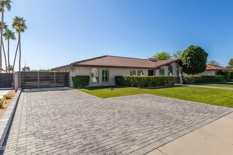 949 E Gemini Dr, Tempe, AZ 85283 photo 5