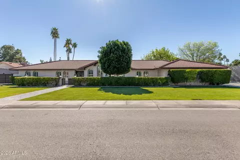 949 E Gemini Dr, Tempe, AZ 85283 photo 2