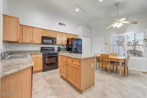 Kitchen - 10035 E Plata Ave, Mesa, AZ 85212 photo 2 of 3