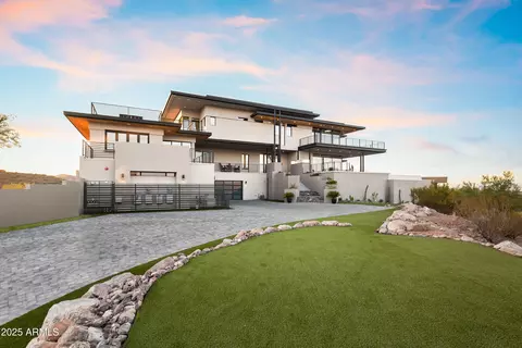 9814 N Red Bluff Dr, Fountain Hills, AZ 85268