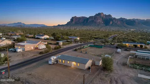 775 N Hilton Rd, Apache Junction, AZ 85119