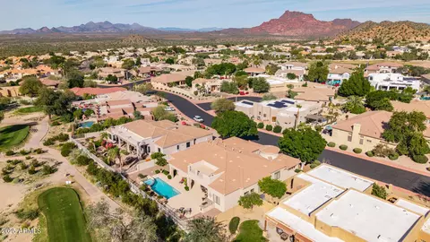 View/Area - 4055 N Recker Rd #6, Mesa, AZ 85215 photo 4 of 9
