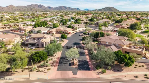 View/Area - 4055 N Recker Rd #6, Mesa, AZ 85215 photo 7 of 9
