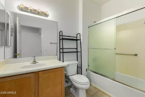 Bath - 21010 N Circle Cliffs Dr, Surprise, AZ 85387 photo 2 of 2