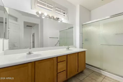 Bath - 21010 N Circle Cliffs Dr, Surprise, AZ 85387 photo 1 of 2