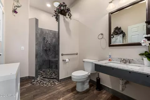 Bath - 3121 E Gary St, Mesa, AZ 85213 photo 4 of 6
