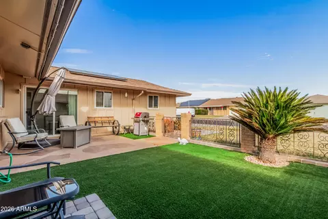 10605 W Roundelay Cir, Sun City, AZ 85351