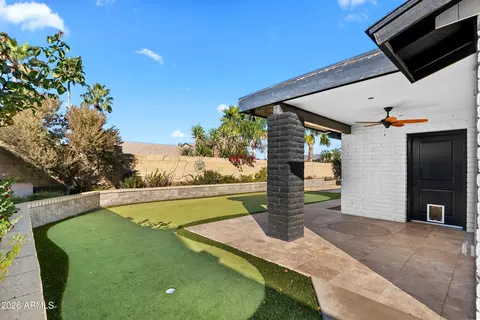 Exterior - 2366 E Becker Ln, Phoenix, AZ 85028 photo 3 of 8