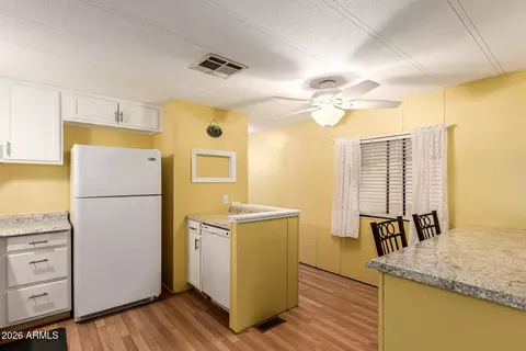 1050 E Broadway Ave #15, Apache Junction, AZ 85119 photo 10