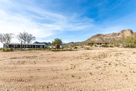 5083 N Choctaw Ct, Apache Junction, AZ 85120