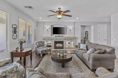 2466 E Aris Dr, Gilbert, AZ 85298 photo 5