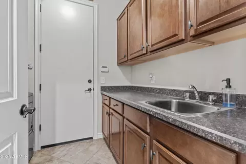 2466 E Aris Dr, Gilbert, AZ 85298 photo 16