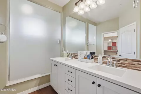Bath - 3392 E Myrtabel Way, Gilbert, AZ 85298 photo 2 of 3