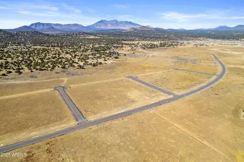 View/Area - 6026 Meadows Ln, Flagstaff, AZ 86004 photo 8 of 8