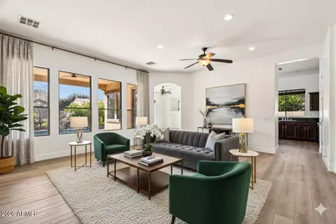 Living - 2991 S Roca St, Gilbert, AZ 85295 photo 2 of 8