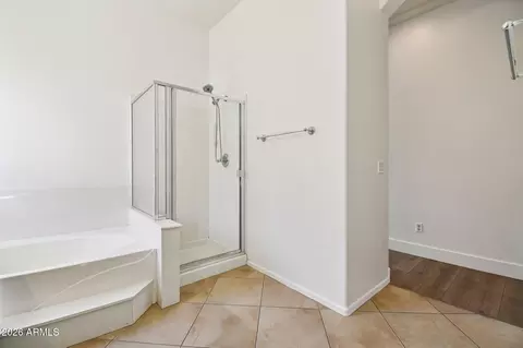Bath - 2991 S Roca St, Gilbert, AZ 85295 photo 2 of 2