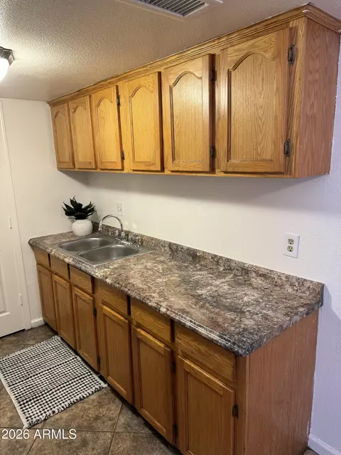 4510 E Wood St, Phoenix, AZ 85040 photo 4