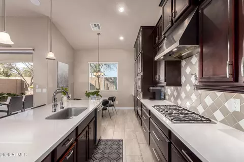 Kitchen - 4652 N 29th St, Phoenix, AZ 85016 photo 3 of 3