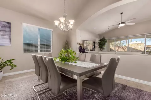 Dining - 4652 N 29th St, Phoenix, AZ 85016 photo 1 of 3