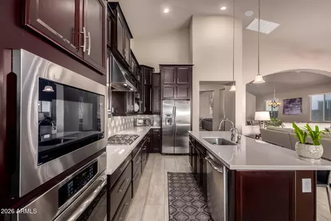 Kitchen - 4652 N 29th St, Phoenix, AZ 85016 photo 2 of 3