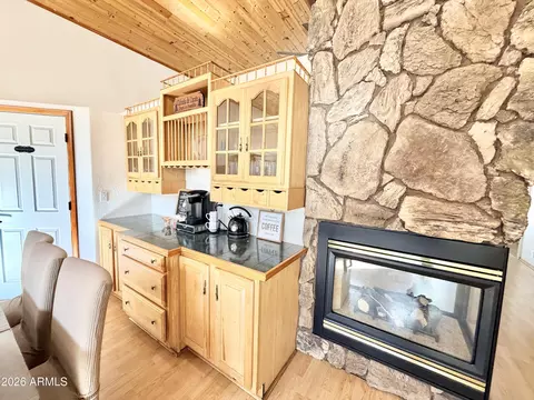Dining - 6870 W Robbin Ln, Pine, AZ 85544 photo 1 of 1