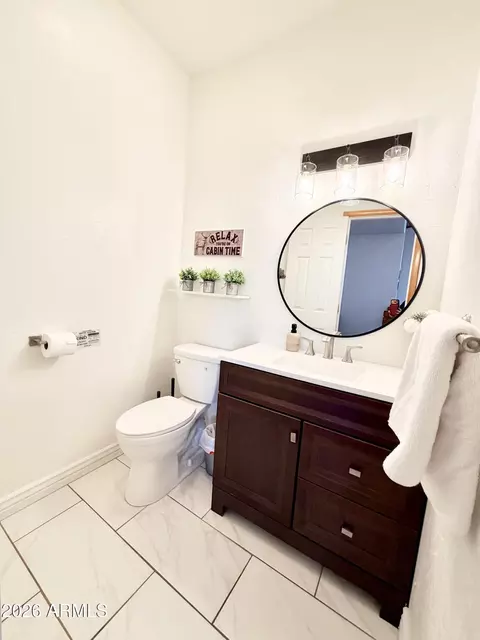 Bath - 6870 W Robbin Ln, Pine, AZ 85544 photo 1 of 3