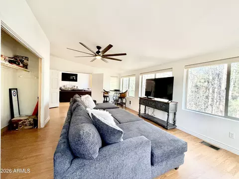 Living - 6870 W Robbin Ln, Pine, AZ 85544 photo 2 of 2