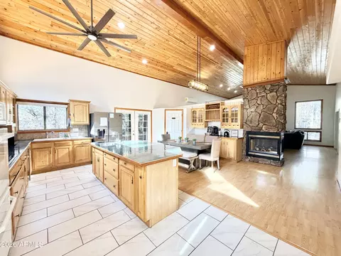 Kitchen - 6870 W Robbin Ln, Pine, AZ 85544 photo 1 of 3