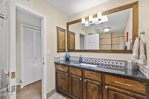 Bath - 5801 N 25th Pl, Phoenix, AZ 85016 photo 1 of 3
