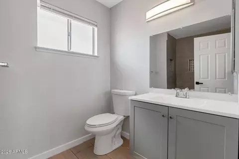 Bath - 1927 E Crocus Dr, Phoenix, AZ 85022 photo 3 of 5