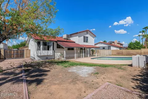 Exterior - 1927 E Crocus Dr, Phoenix, AZ 85022 photo 5 of 7