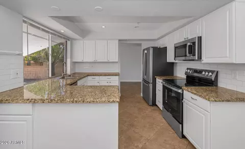 Kitchen - 1927 E Crocus Dr, Phoenix, AZ 85022 photo 2 of 4