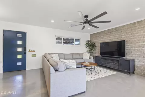 Other - 3355 N 6th Ave, Phoenix, AZ 85013 photo 2 of 4