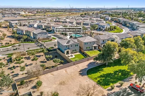 View/Area - 764 N Blackbird Dr, Gilbert, AZ 85234 photo 5 of 6