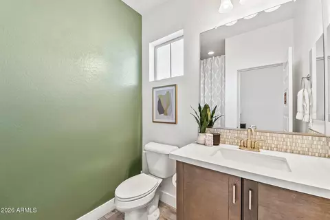 Bath - 764 N Blackbird Dr, Gilbert, AZ 85234 photo 1 of 2