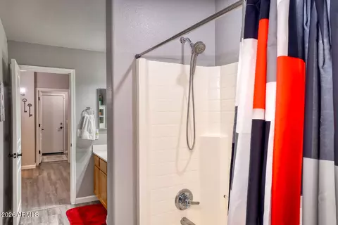 Bath - 2206 E Ruby Ln, Phoenix, AZ 85024 photo 3 of 3