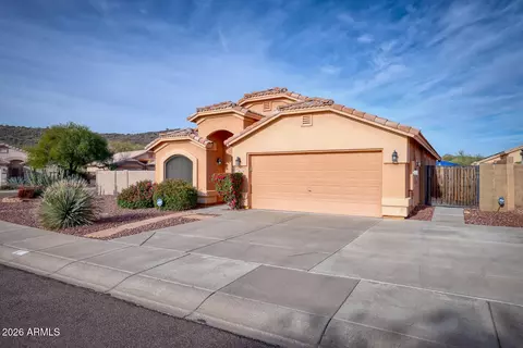 2206 E Ruby Ln, Phoenix, AZ 85024