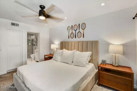 Bedroom - 3235 E Camelback Rd #218, Phoenix, AZ 85018 photo 2 of 3