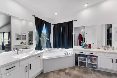 Bath - 11029 E Decatur St, Mesa, AZ 85207 photo 3 of 6