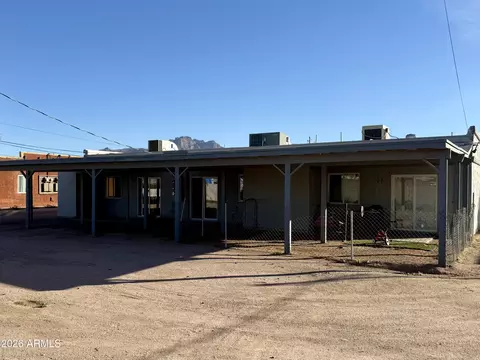 Exterior - 2560 S Yavapai Rd, Apache Junction, AZ 85119 photo 2 of 2