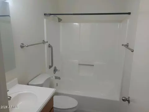 Bath - 2560 S Yavapai Rd, Apache Junction, AZ 85119 photo 4 of 4