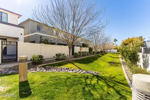 Exterior - 3132 E Cheryl Dr, Phoenix, AZ 85028 photo 9 of 11