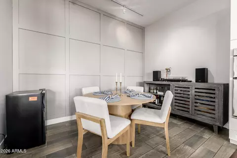 Dining - 3132 E Cheryl Dr, Phoenix, AZ 85028 photo 1 of 1